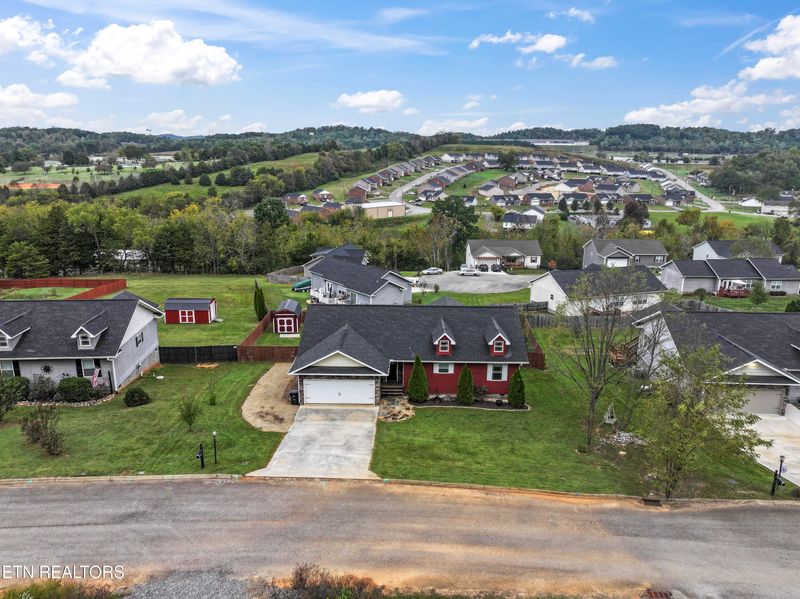 157 Clear Creek Rd, Kodak, TN 37764