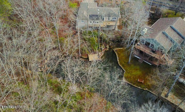 157 Ivy Brook Ln, Crossville, TN 38558