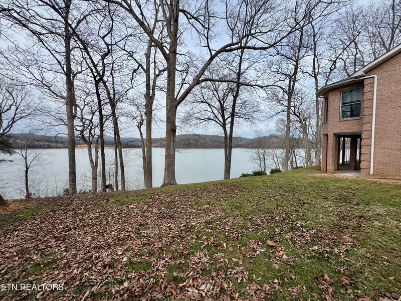 157 Tanglewood Ln, Kingston, TN 37763