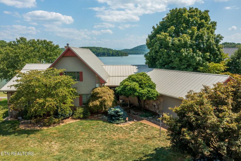 157 Walosi Way, Loudon, TN 37774