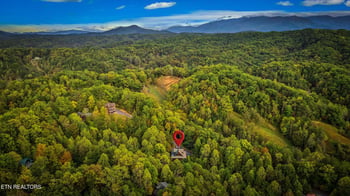1570 Oldham Springs Way, Sevierville, TN 37876