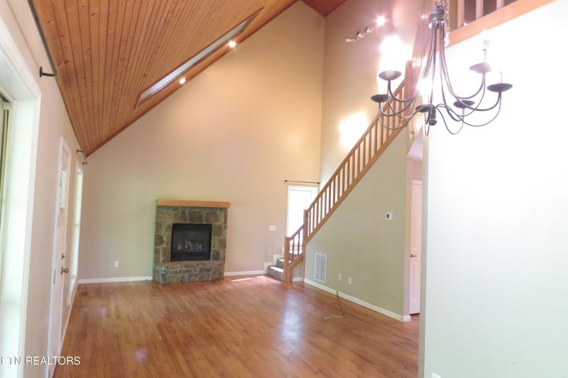 15719 Highway 70, Monterey, TN 38574