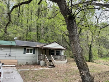 1573 Demory Rd, Lafollette, TN 37766