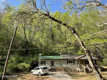 1573 Demory Rd, Lafollette, TN 37766