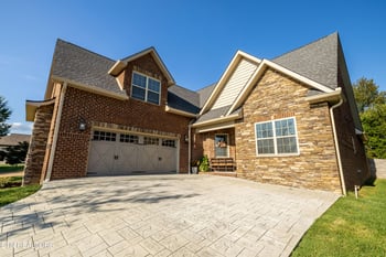 1574 Tsuga Dr, Alcoa, TN 37701