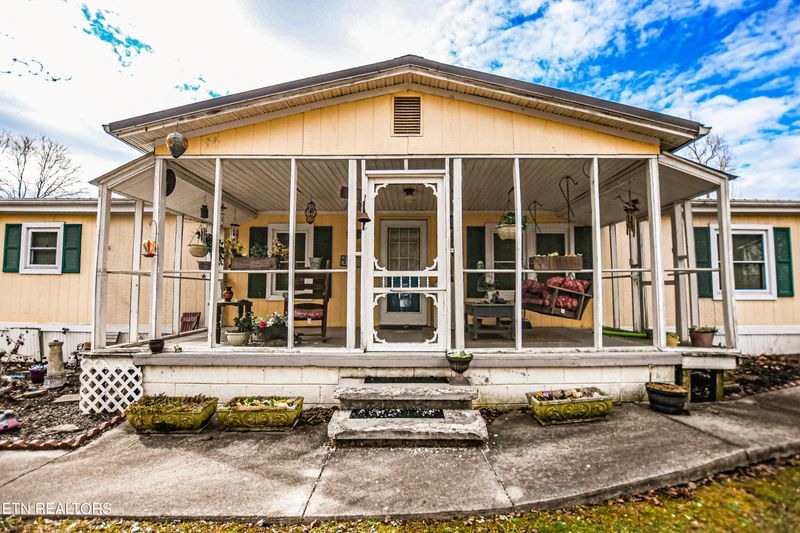 158 Bryant Cir, Rocky Top, TN 37769