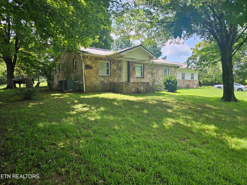 158 County Road 315, Sweetwater, TN 37874