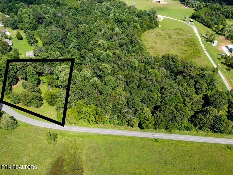 158 County Road 436, Athens, TN 37303