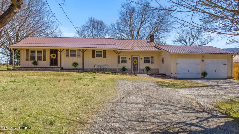 158 County Road 899, Etowah, TN 37331