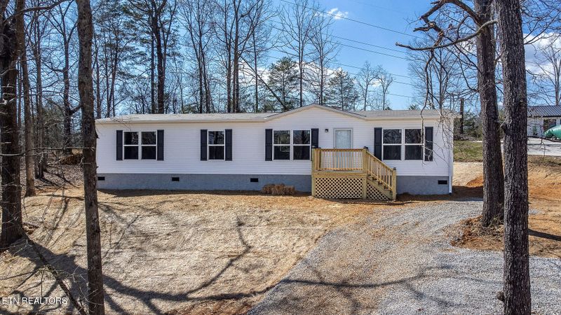 158 Leisure Ln, Kingston, TN 37763