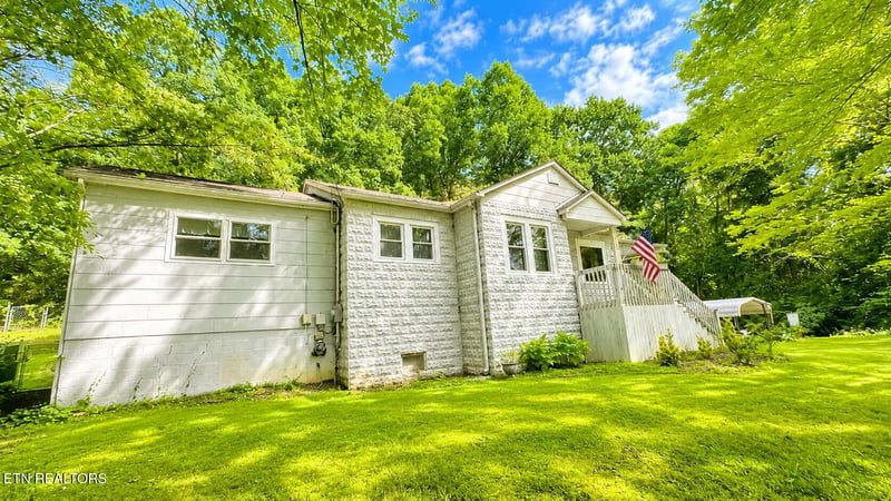 158 Maples Rd, Knoxville, TN 37920