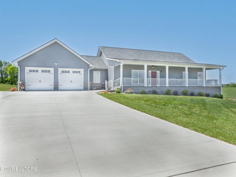 158 Old Hickory Cir, Madisonville, TN 37354