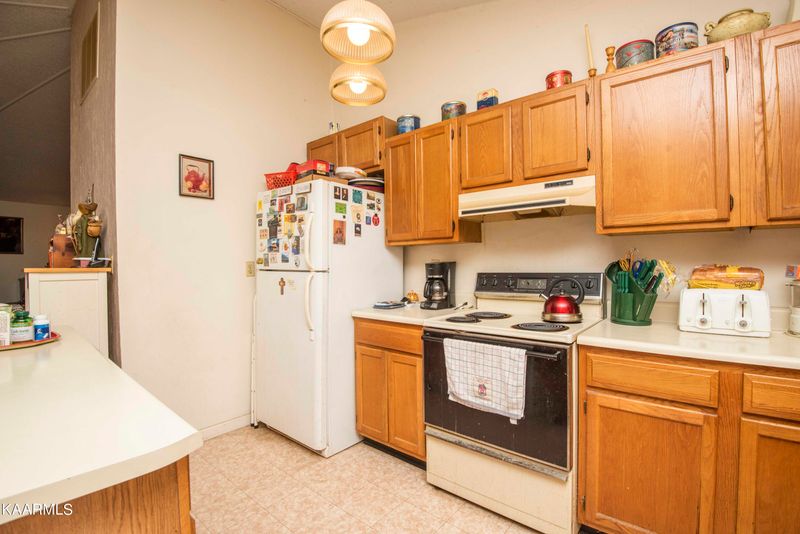 158 Oohleeno Way, Loudon, TN 37774