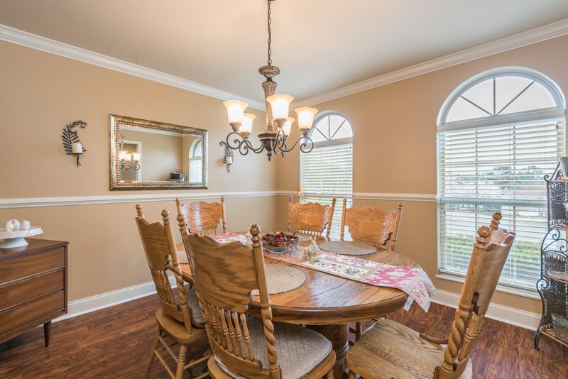 1582 Cider Ln, Powell, TN 37849