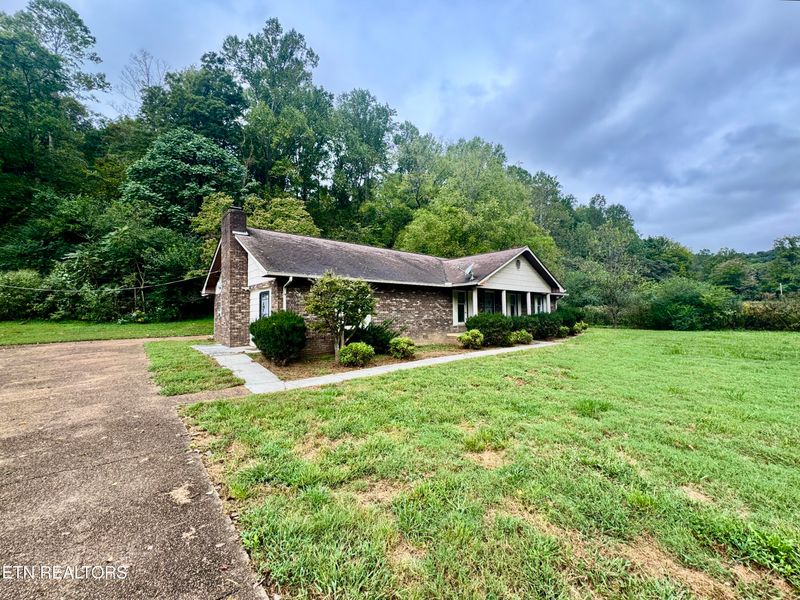1588 Highway 116, Caryville, TN 37714