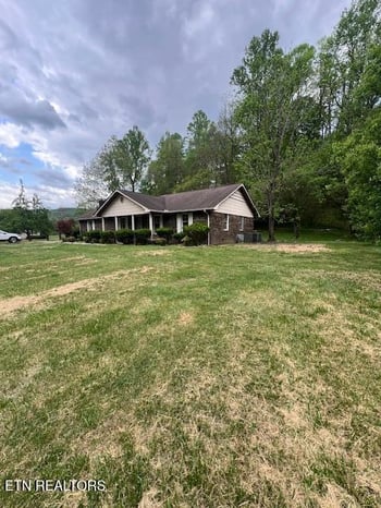 1588 Hwy 116, Caryville, TN 37714