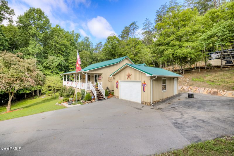159 Black Fox Harbor Rd, Maynardville, TN 37807