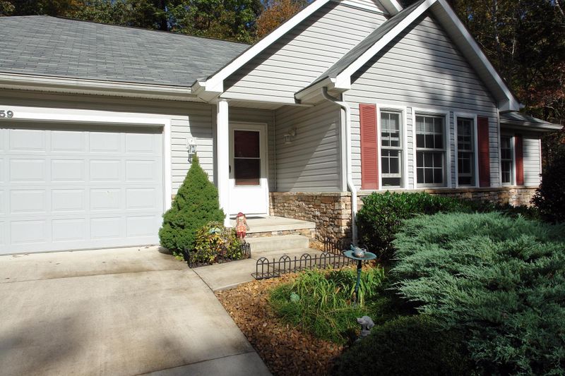 159 Delbridge Ln, Fairfield Glade, TN 38558