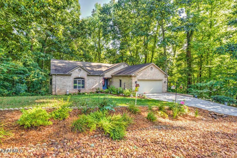 159 Inata Cir, Loudon, TN 37774