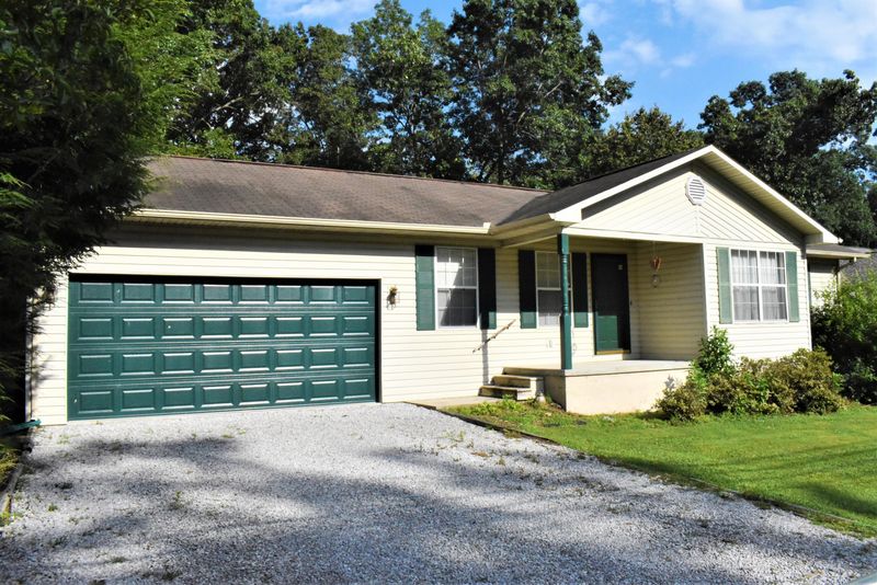 159 Spruce Loop, Crossville, TN 38555