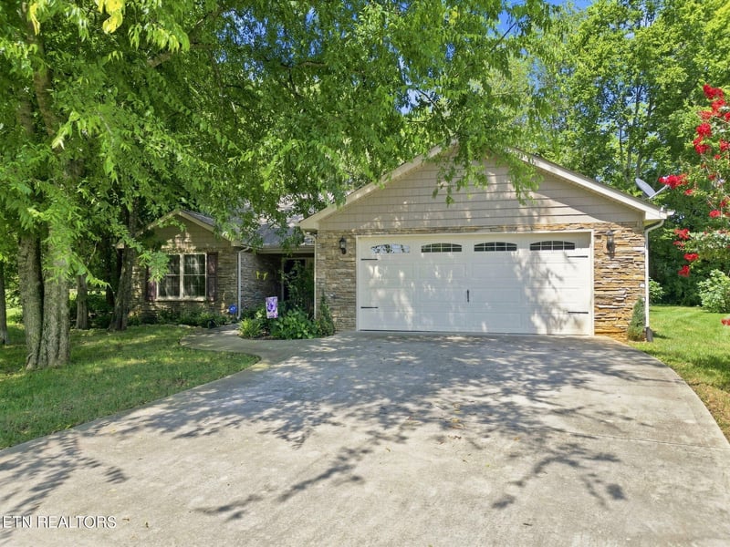 159 Utsesti Tc, Loudon, TN 37774