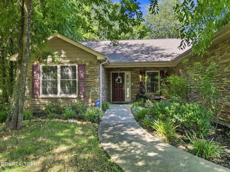 159 Utsesti Tc, Loudon, TN 37774