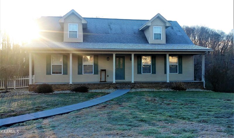 1590 Boardwalk Cir, Morristown, TN 37814