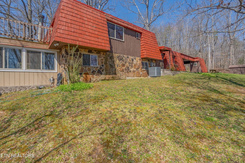 1593 Baker Hwy, Huntsville, TN 37756
