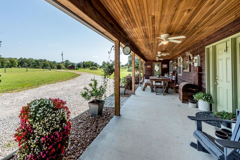 1597 Camp Austin Rd, Oakdale, TN 37829