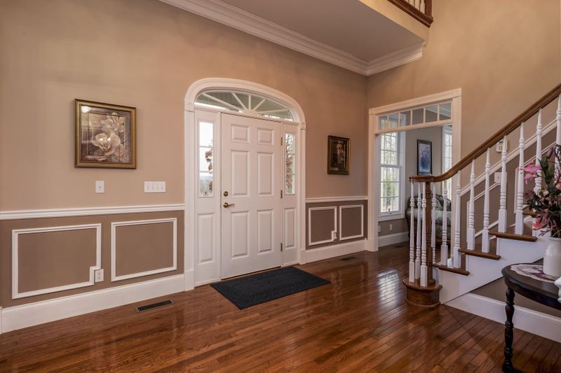 1597 River Rd, Kingston, TN 37763