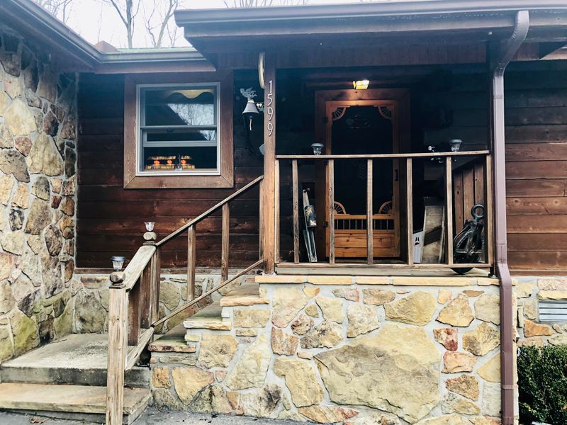 1599 N Lowe Rd, Crossville, TN 38571