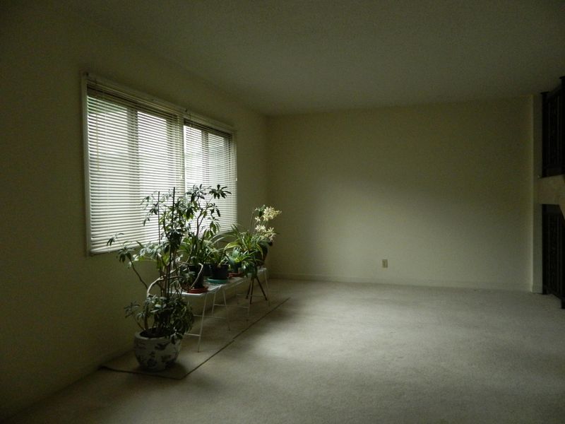 16 Brookside Dr, Oak Ridge, TN 37830