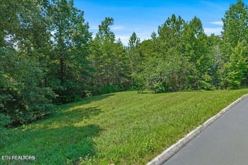 16 Copper Still Way, Madisonville, TN 37354