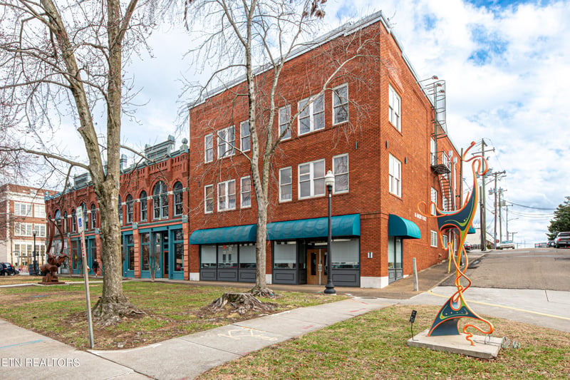 16 Emory Pl #300, Knoxville, TN 37917