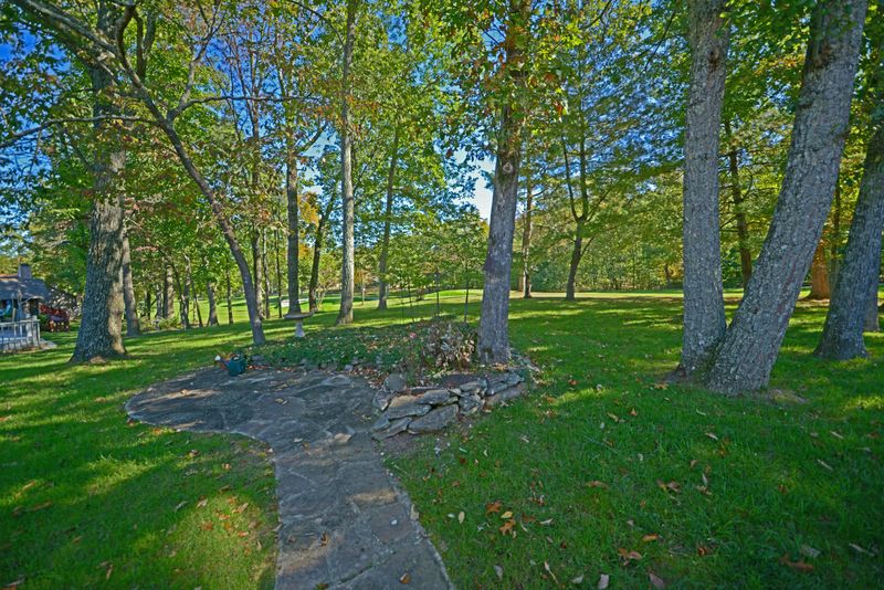 16 Heather Glen Dr, Fairfield Glade, TN 38558