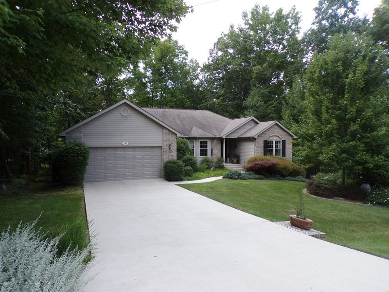 16 Oakcrest Cir, Fairfield Glade, TN 38558