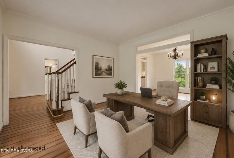 16 Radcliff Ter, Oak Ridge, TN 37830