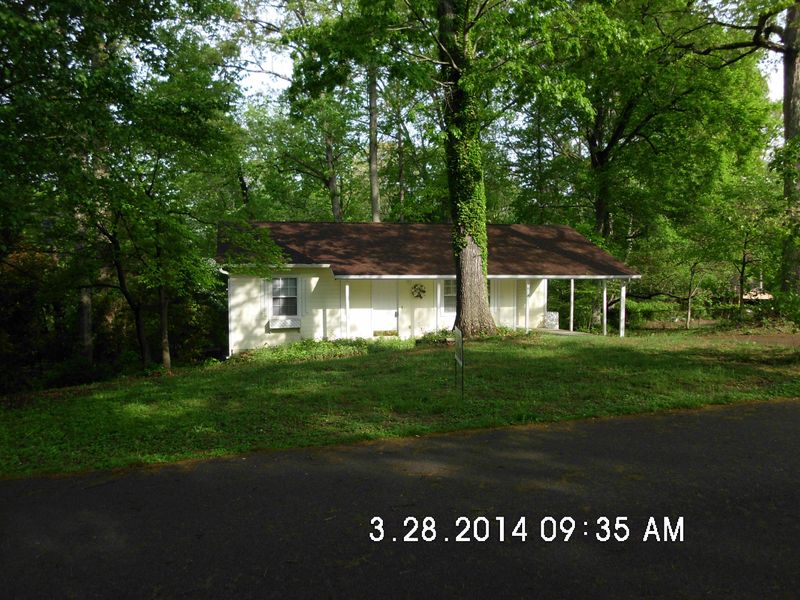 16 Ridgeway Rd, Norris, TN 37828