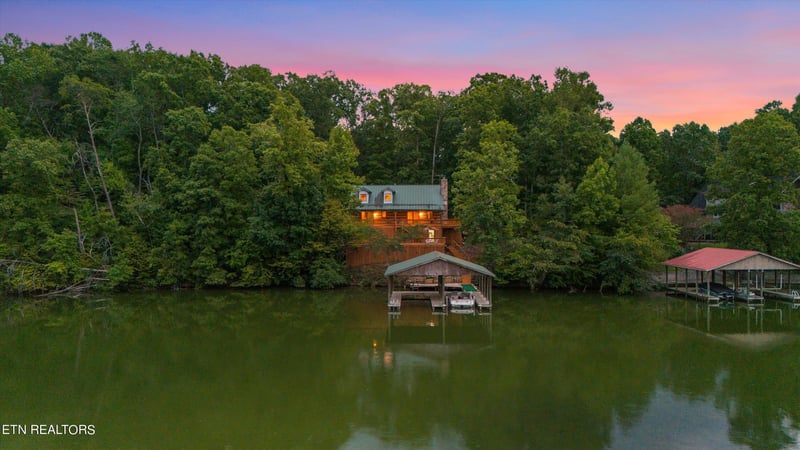 160 Bayview Dr, Ten Mile, TN 37880