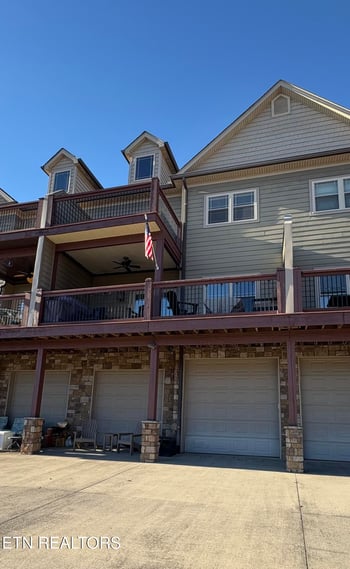 160 Broadleaf #300, Caryville, TN 37714