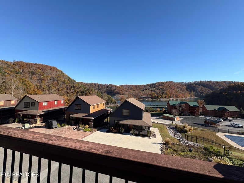 160 Broadleaf #300, Caryville, TN 37714