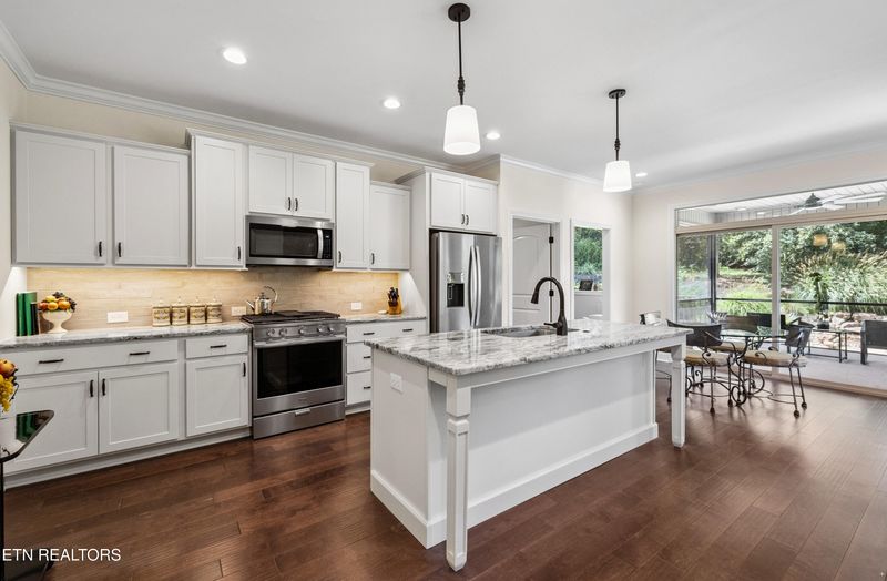 160 Cheeyo Way, Loudon, TN 37774