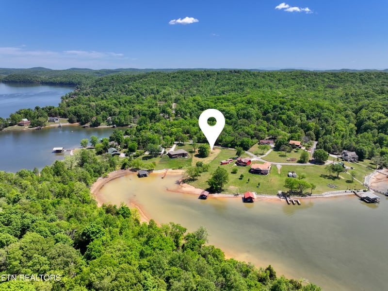 160 Cherokee Cir, Ten Mile, TN 37880