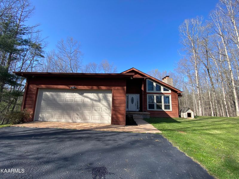 160 Colditz, Oneida, TN 37841