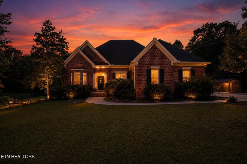 160 Grandview Ln, Clinton, TN 37716