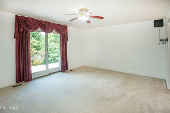 160 Reece Lakeview Ln, Maynardville, TN 37807