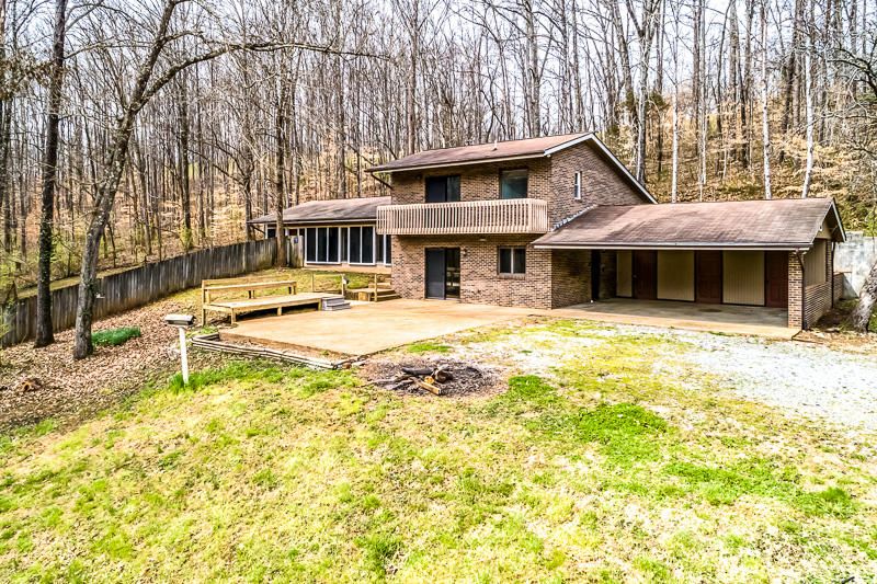 160 Valley Ln, Clinton, TN 37716
