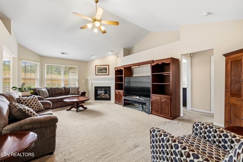 1600 Maremont Rd, Knoxville, TN 37918