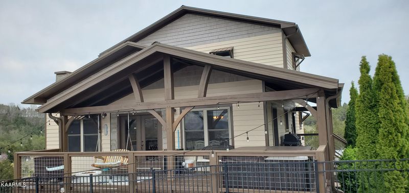 1601 Emerald Pointe Blvd, Sevierville, TN 37876