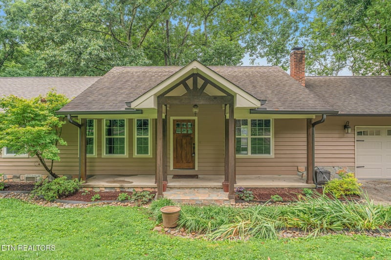 1601 Garland Rd, Knoxville, TN 37922